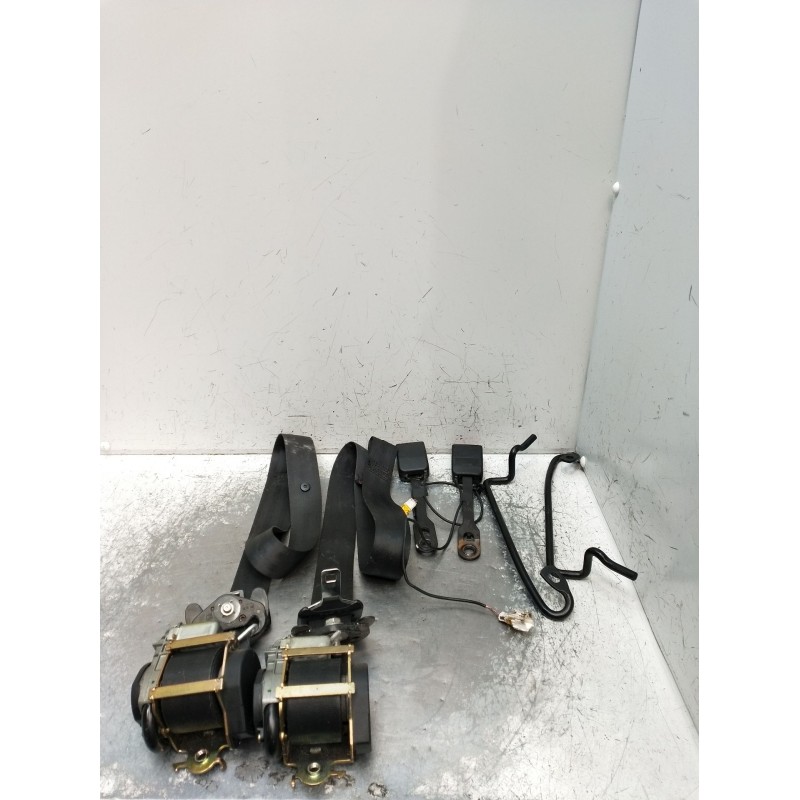 Recambio de juego cinturones delantero para citroën c4 coupé (la_) 1.4 16v referencia OEM IAM  3P 06