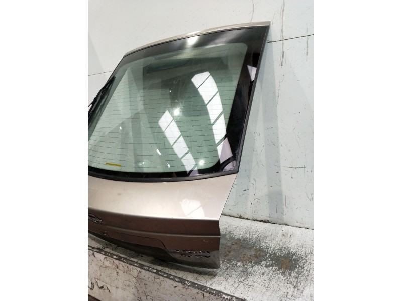 Recambio de porton trasero para opel vectra b hatchback (j96) 2.0 i 16v (f68) referencia OEM IAM  5P 99