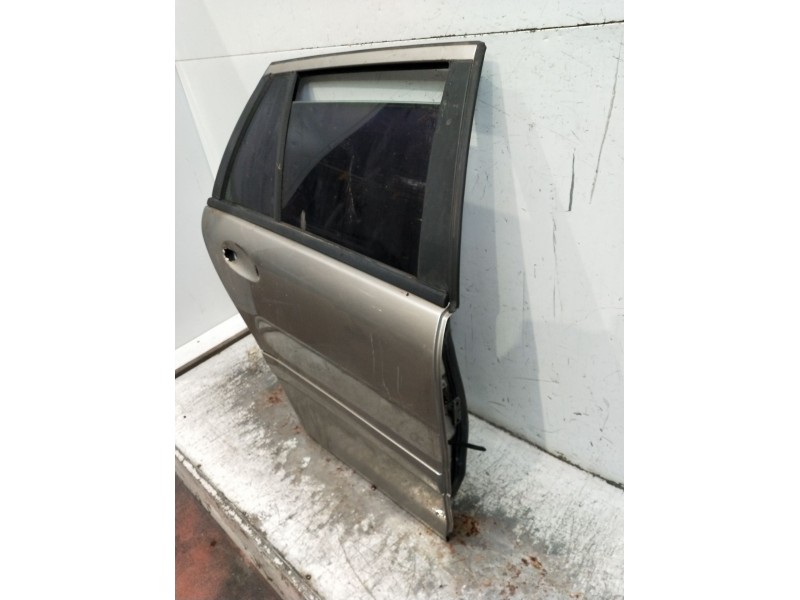 Recambio de puerta trasera derecha para mercedes-benz clase c (w203) familiar c 180 t compressor (203.246) referencia OEM IAM  5