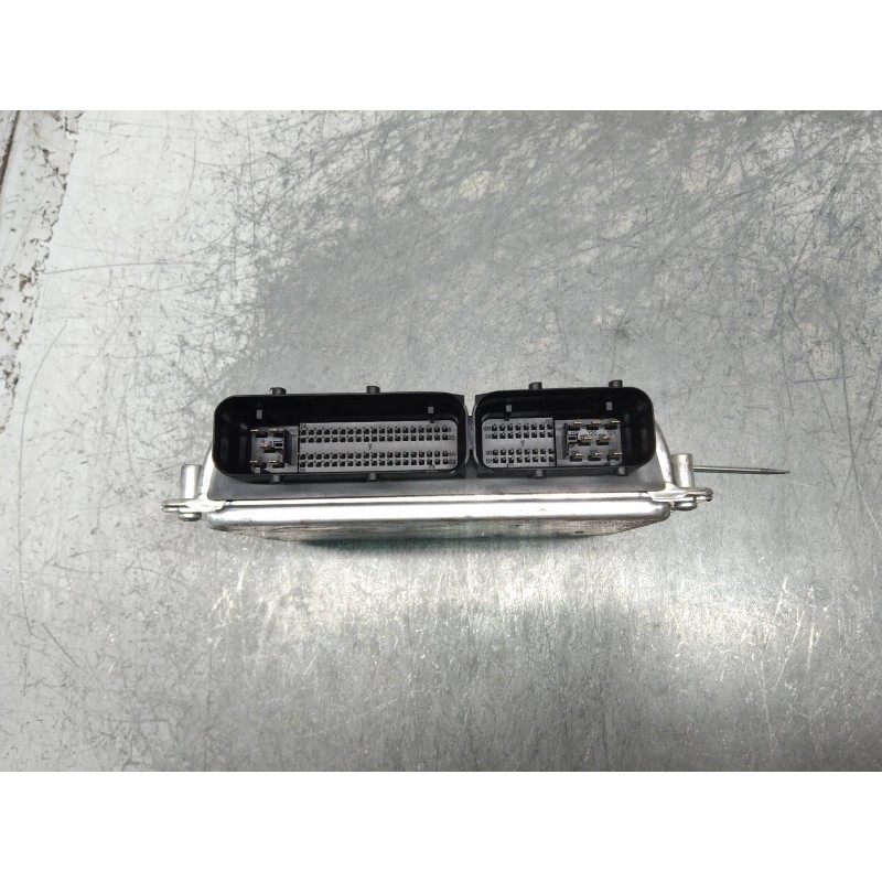 Recambio de centralita motor uce para audi a4 berlina (8e) 2.0 referencia OEM IAM 0261207978 8E0909557H ME75