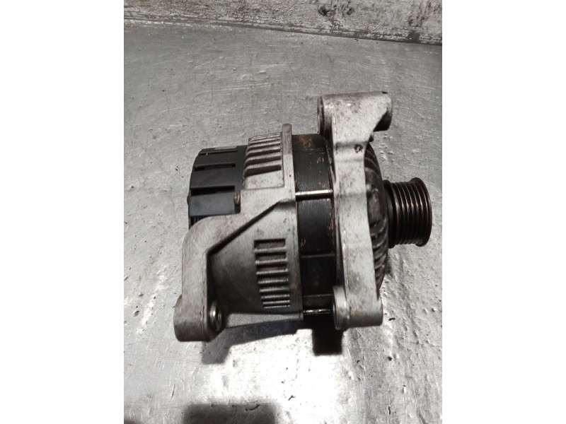 Recambio de alternador para bmw 3 touring (e46) 320 d referencia OEM IAM   