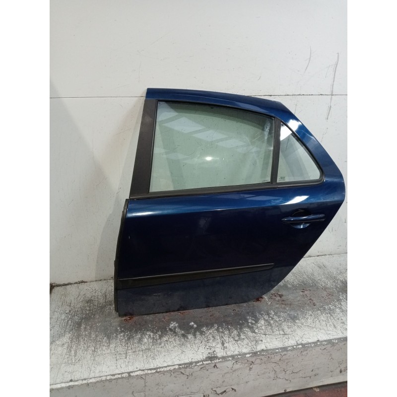 Recambio de puerta trasera izquierda para renault laguna ii (bg0/1_) 2.0 16v (bg00, bg0k, bg0p, bg0w) referencia OEM IAM   4P