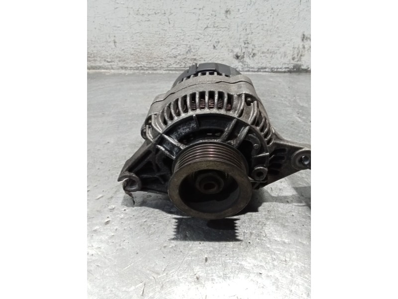 Recambio de alternador para peugeot 306 hatchback (7a, 7c, n3, n5) 1.9 dt referencia OEM IAM 0120335012 70A 93