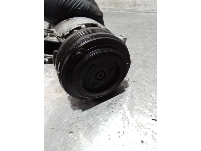 Recambio de compresor aire acondicionado para bmw 3 touring (e46) 320 d referencia OEM IAM 64586905643  
