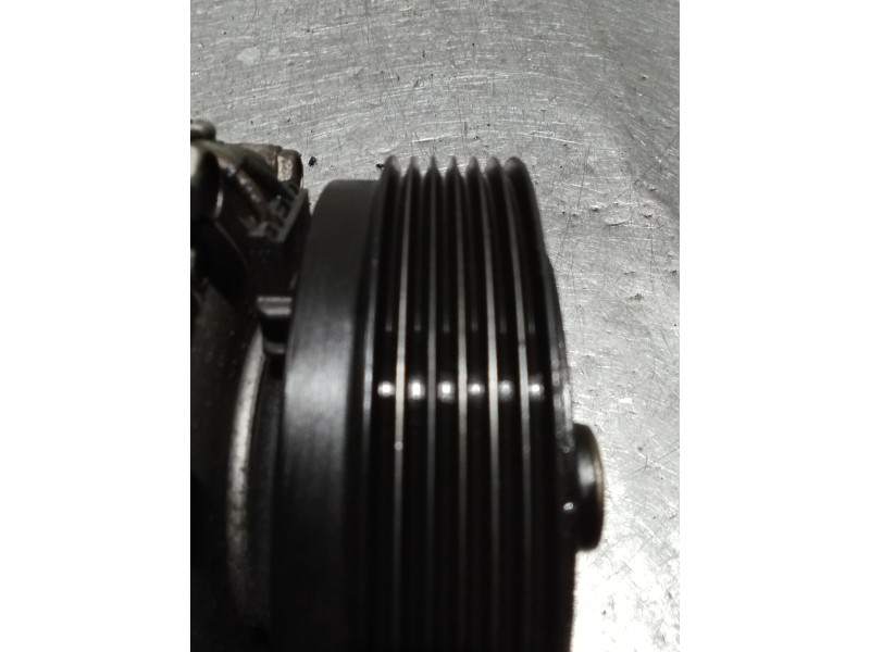 Recambio de compresor aire acondicionado para volkswagen golf iv (1j1) 1.9 tdi referencia OEM IAM 1J0820803N  