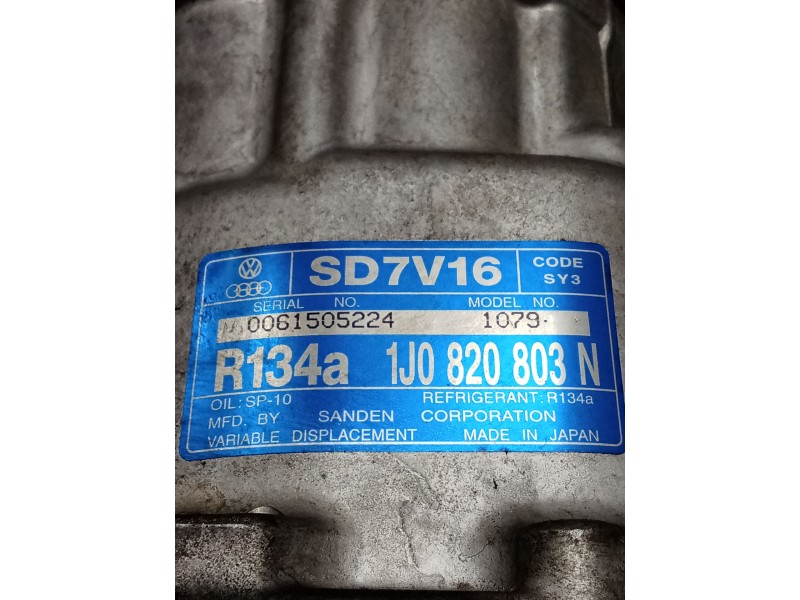 Recambio de compresor aire acondicionado para volkswagen golf iv (1j1) 1.9 tdi referencia OEM IAM 1J0820803N  