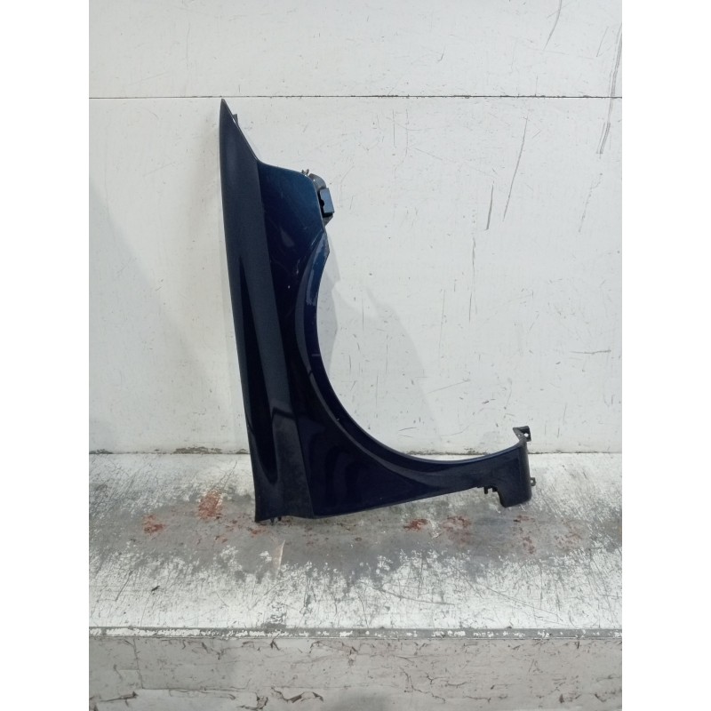 Recambio de aleta delantera derecha para renault laguna ii (bg0/1_) 2.0 16v (bg00, bg0k, bg0p, bg0w) referencia OEM IAM   