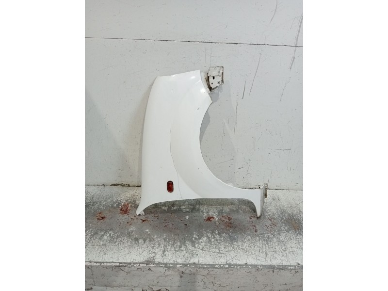 Recambio de aleta delantera derecha para renault kangoo express (fc0/1_) d 65 1.9 (fc0e, fc02, fc0j, fc0n) referencia OEM IAM   