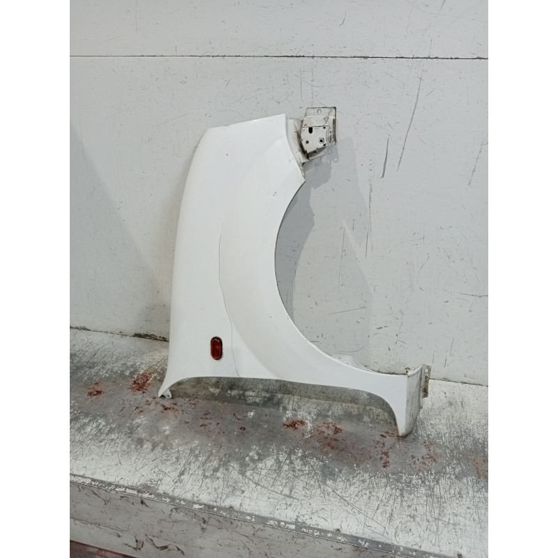 Recambio de aleta delantera derecha para renault kangoo express (fc0/1_) d 65 1.9 (fc0e, fc02, fc0j, fc0n) referencia OEM IAM   