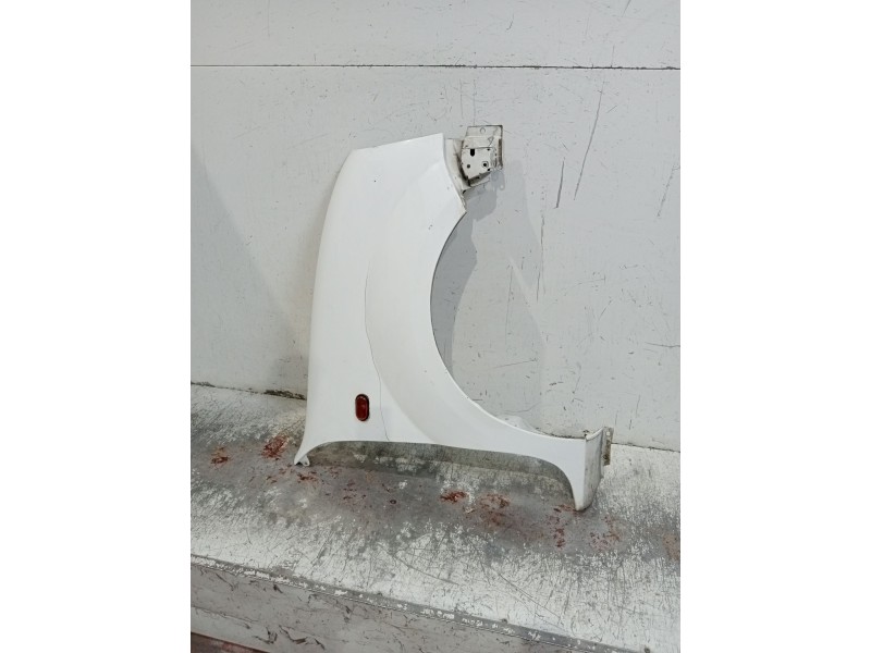 Recambio de aleta delantera derecha para renault kangoo express (fc0/1_) d 65 1.9 (fc0e, fc02, fc0j, fc0n) referencia OEM IAM   