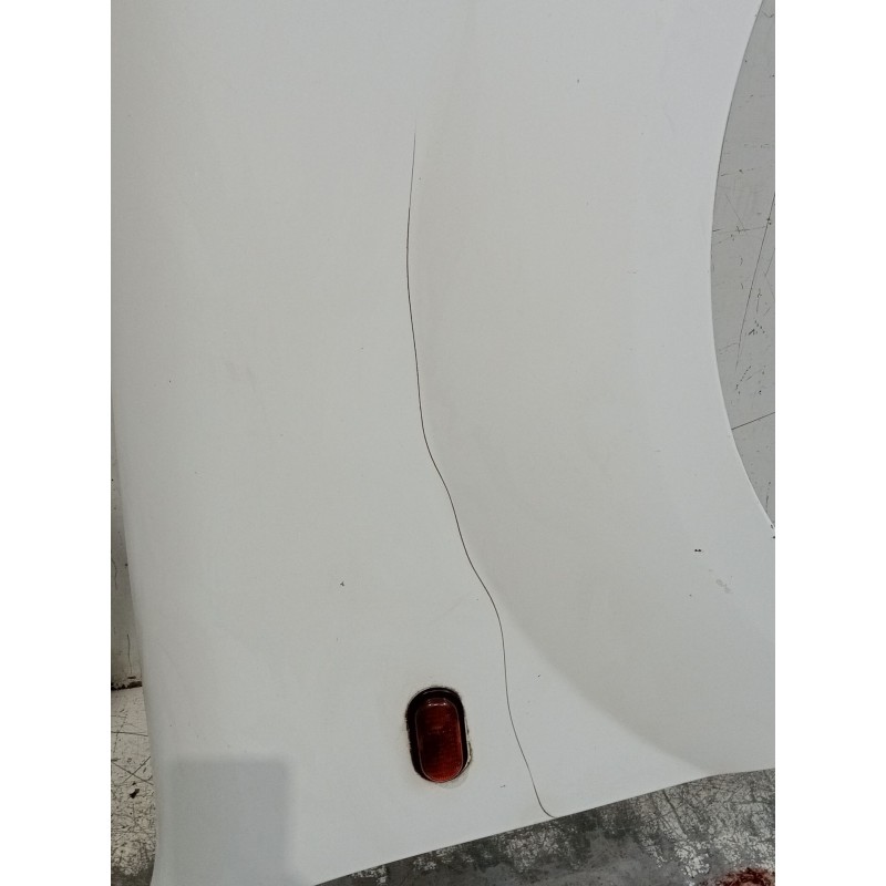 Recambio de aleta delantera derecha para renault kangoo express (fc0/1_) d 65 1.9 (fc0e, fc02, fc0j, fc0n) referencia OEM IAM   