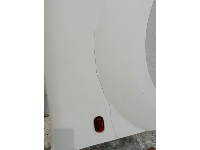 Recambio de aleta delantera derecha para renault kangoo express (fc0/1_) d 65 1.9 (fc0e, fc02, fc0j, fc0n) referencia OEM IAM   