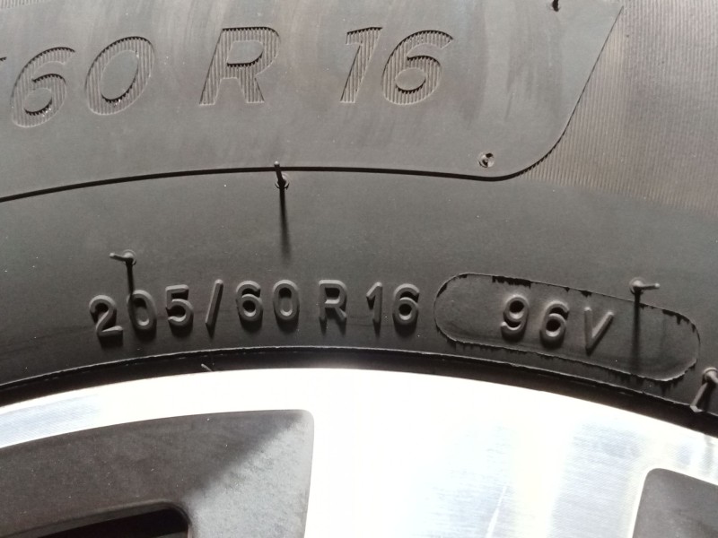 Recambio de juego llantas para audi a6 c6 (4f2) 2.0 tdi referencia OEM IAM 205/60 R16 96V  