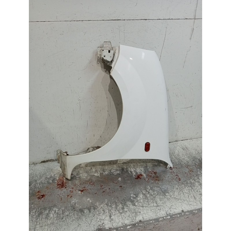 Recambio de aleta delantera izquierda para renault kangoo express (fc0/1_) d 65 1.9 (fc0e, fc02, fc0j, fc0n) referencia OEM IAM 