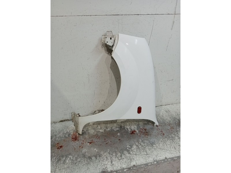 Recambio de aleta delantera izquierda para renault kangoo express (fc0/1_) d 65 1.9 (fc0e, fc02, fc0j, fc0n) referencia OEM IAM 