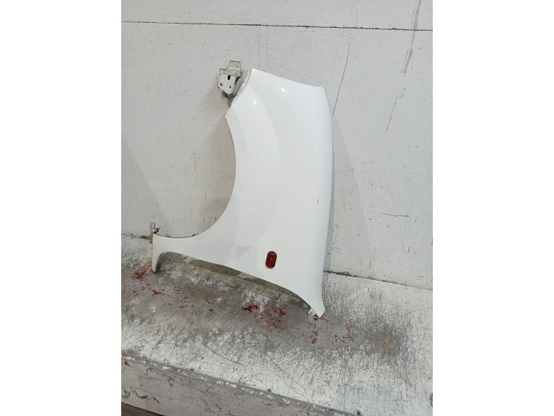 Recambio de aleta delantera izquierda para renault kangoo express (fc0/1_) d 65 1.9 (fc0e, fc02, fc0j, fc0n) referencia OEM IAM 