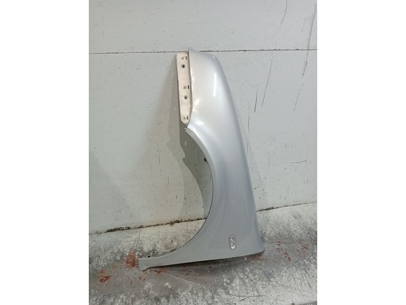 Recambio de aleta delantera izquierda para volkswagen golf iv (1j1) 1.9 tdi referencia OEM IAM   