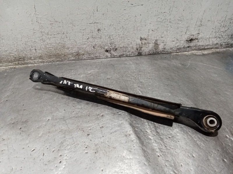 Recambio de brazo suspension inferior trasero izquierdo para bmw 3 touring (e46) 320 d referencia OEM IAM   