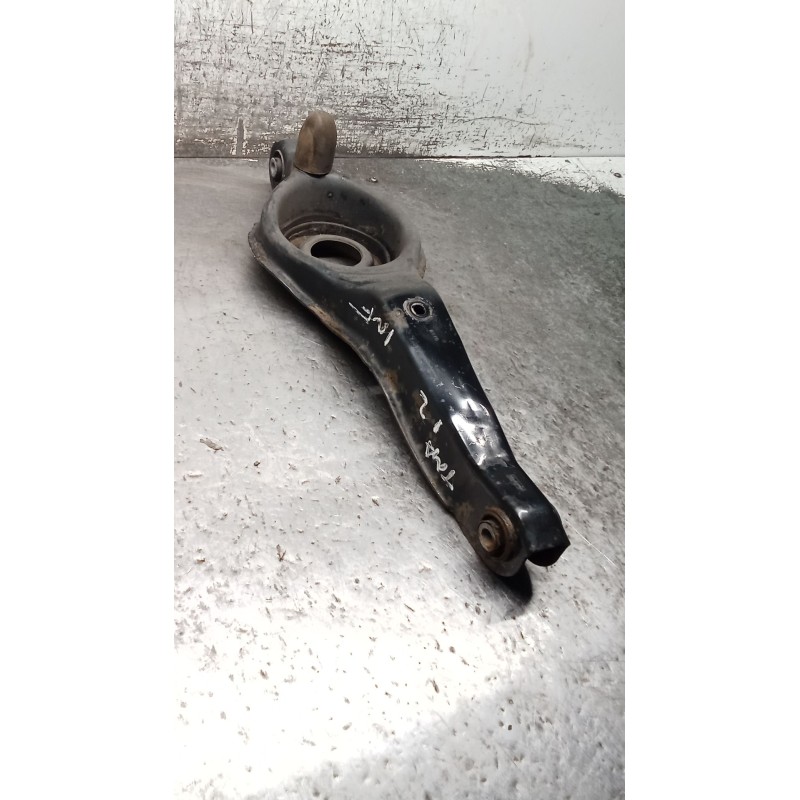 Recambio de brazo suspension inferior trasero izquierdo para ford focus ii (da_, hcp, dp) 1.8 tdci referencia OEM IAM   05