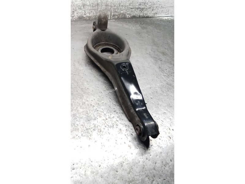 Recambio de brazo suspension inferior trasero izquierdo para ford focus ii (da_, hcp, dp) 1.8 tdci referencia OEM IAM   05