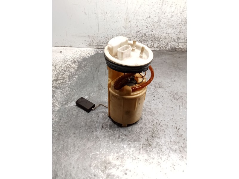 Recambio de bomba combustible para seat leon (1m1) 1.6 16 v referencia OEM IAM 1J0919051 228233001 99