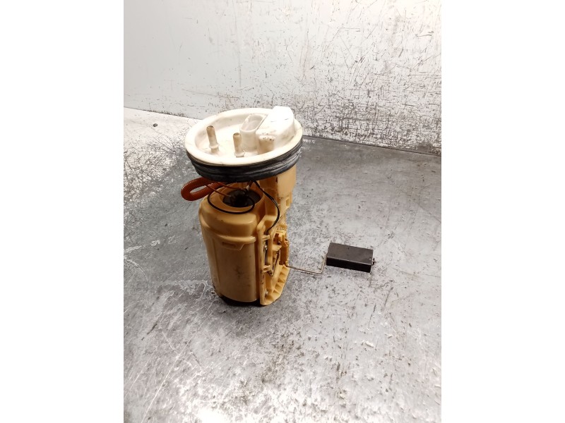 Recambio de bomba combustible para seat leon (1m1) 1.6 16 v referencia OEM IAM 1J0919051 228233001 99