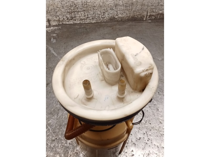 Recambio de bomba combustible para seat leon (1m1) 1.6 16 v referencia OEM IAM 1J0919051 228233001 99