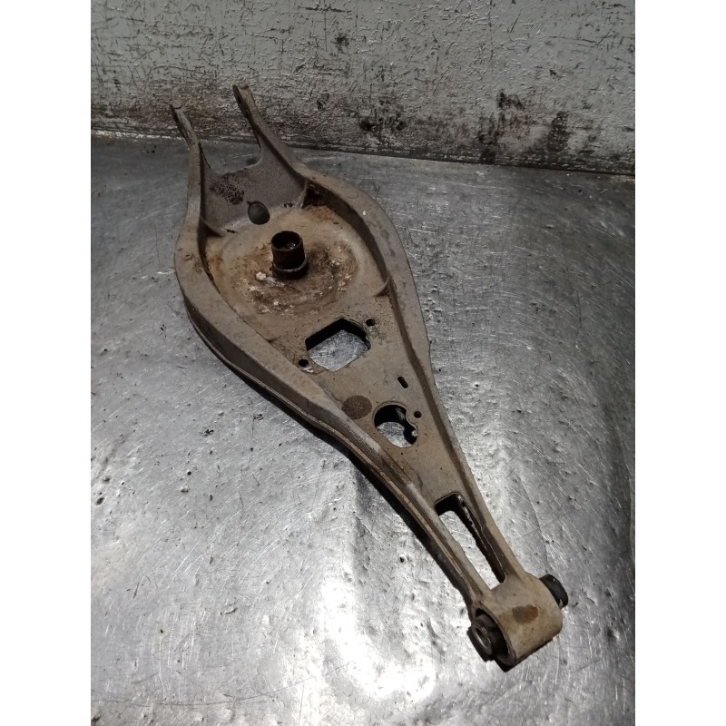 Recambio de brazo suspension superior trasero derecho para bmw 3 touring (e46) 320 d referencia OEM IAM 10948900  