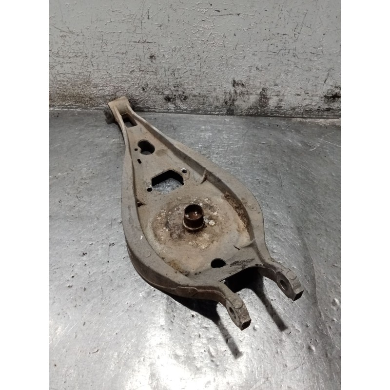 Recambio de brazo suspension superior trasero derecho para bmw 3 touring (e46) 320 d referencia OEM IAM 10948900  