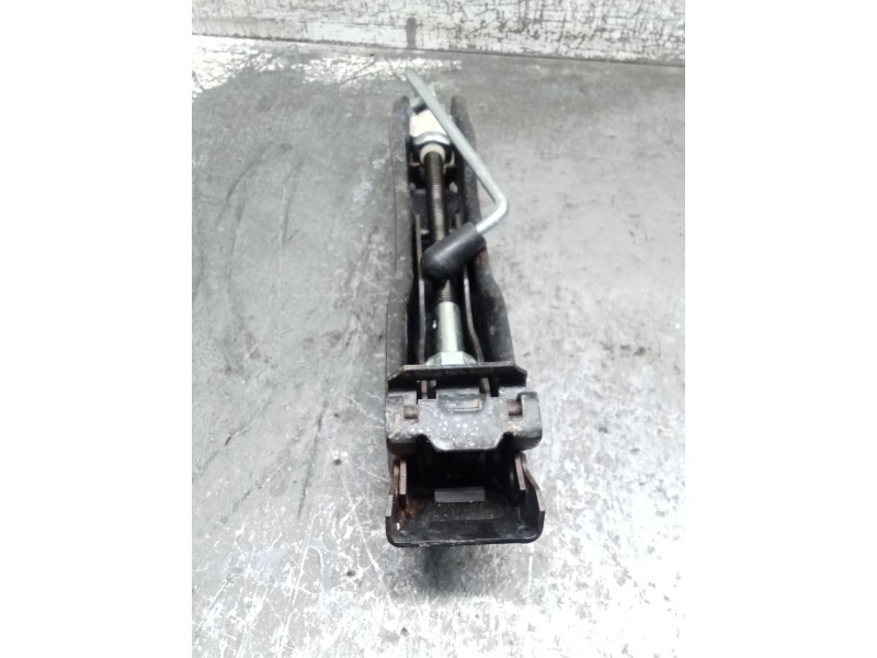 Recambio de gato para seat leon (1m1) 1.6 16 v referencia OEM IAM 1U0011031  99