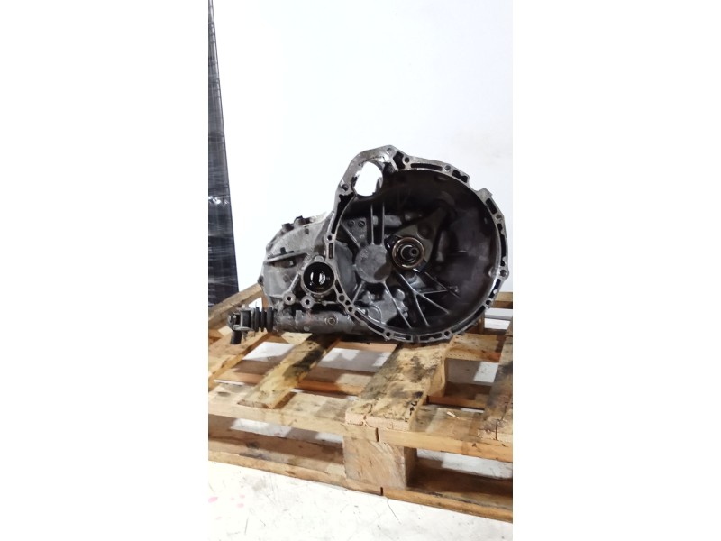 Recambio de caja cambios para nissan almera ii hatchback (n16) 2.2 dci referencia OEM IAM 2910A YD 5V 