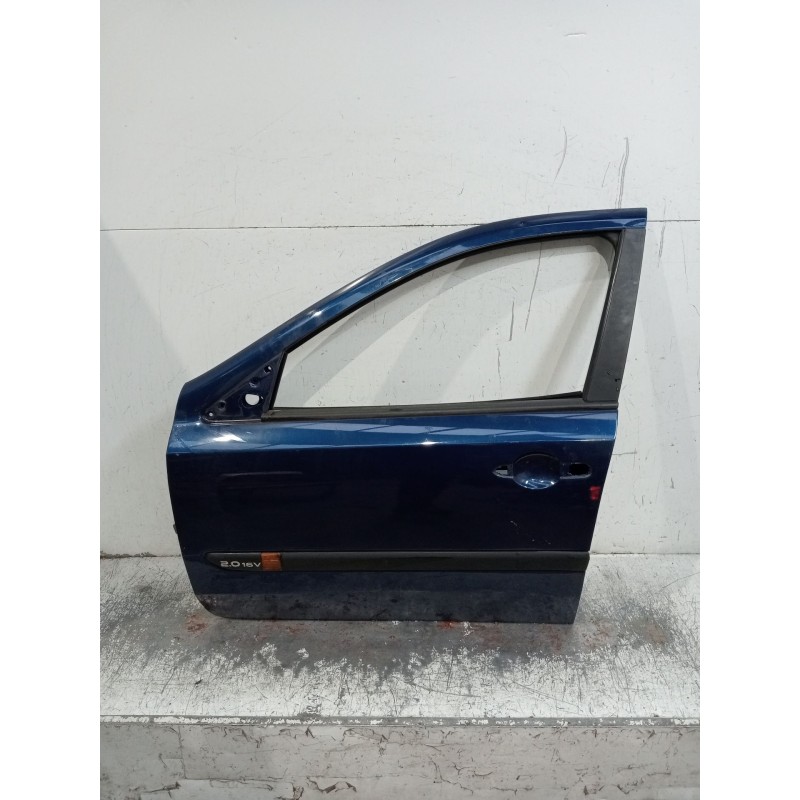 Recambio de puerta delantera izquierda para renault laguna ii (bg0/1_) 2.0 16v (bg00, bg0k, bg0p, bg0w) referencia OEM IAM   4P