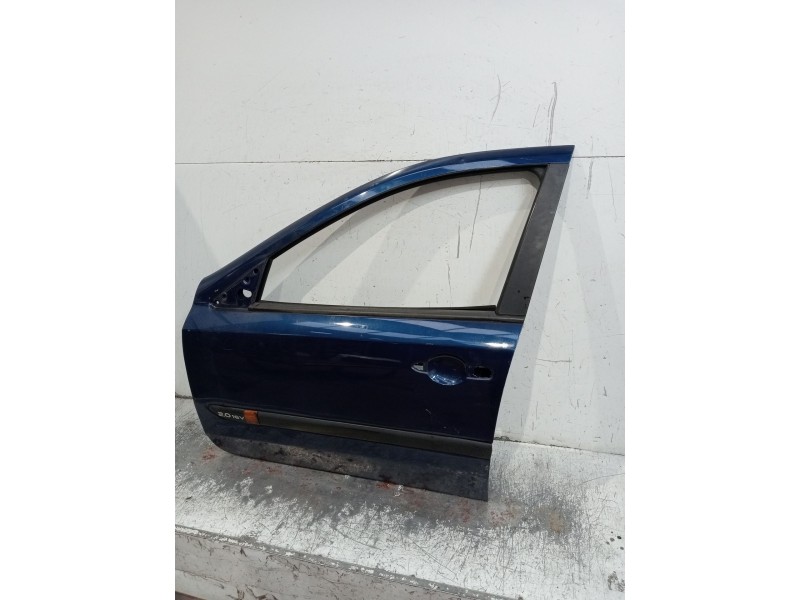 Recambio de puerta delantera izquierda para renault laguna ii (bg0/1_) 2.0 16v (bg00, bg0k, bg0p, bg0w) referencia OEM IAM   4P