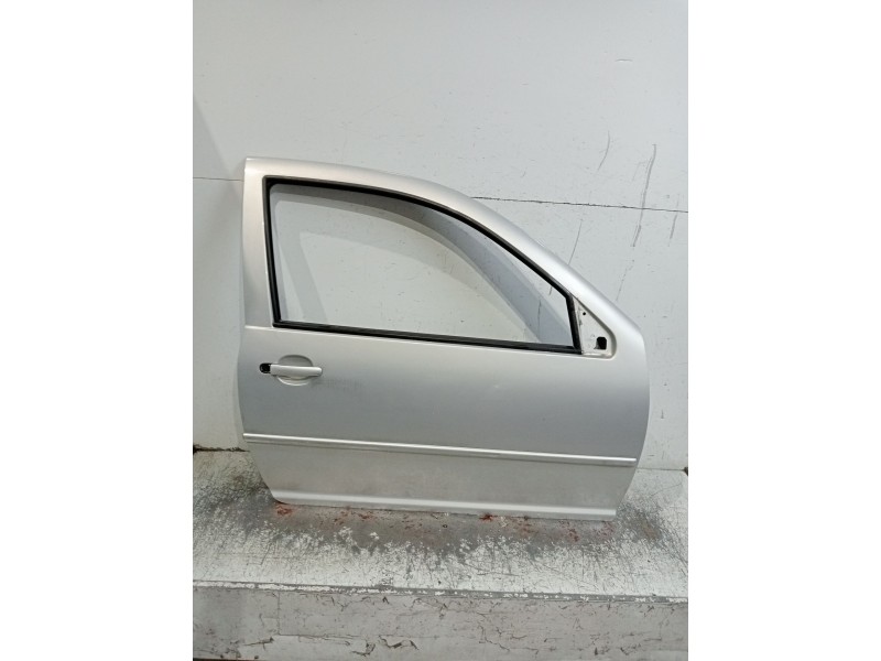 Recambio de puerta delantera derecha para volkswagen golf iv (1j1) 1.9 tdi referencia OEM IAM   3P