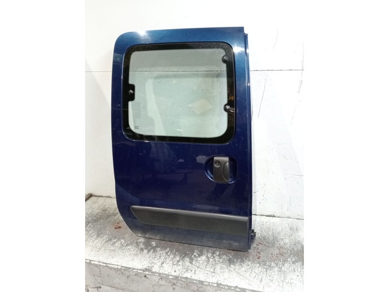 Recambio de puerta lateral corredera izquierda para renault kangoo (kc0/1_) d 65 1.9 (kc0e, kc02, kc0j, kc0n) referencia OEM IAM