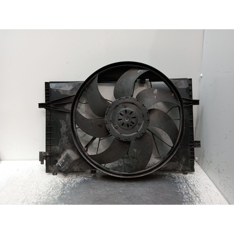 Recambio de electroventilador para mercedes-benz clase c (w203) familiar c 180 t compressor (203.246) referencia OEM IAM A203540