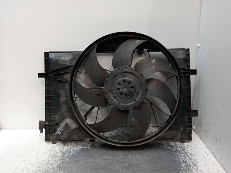 Recambio de electroventilador para mercedes-benz clase c (w203) familiar c 180 t compressor (203.246) referencia OEM IAM A203540