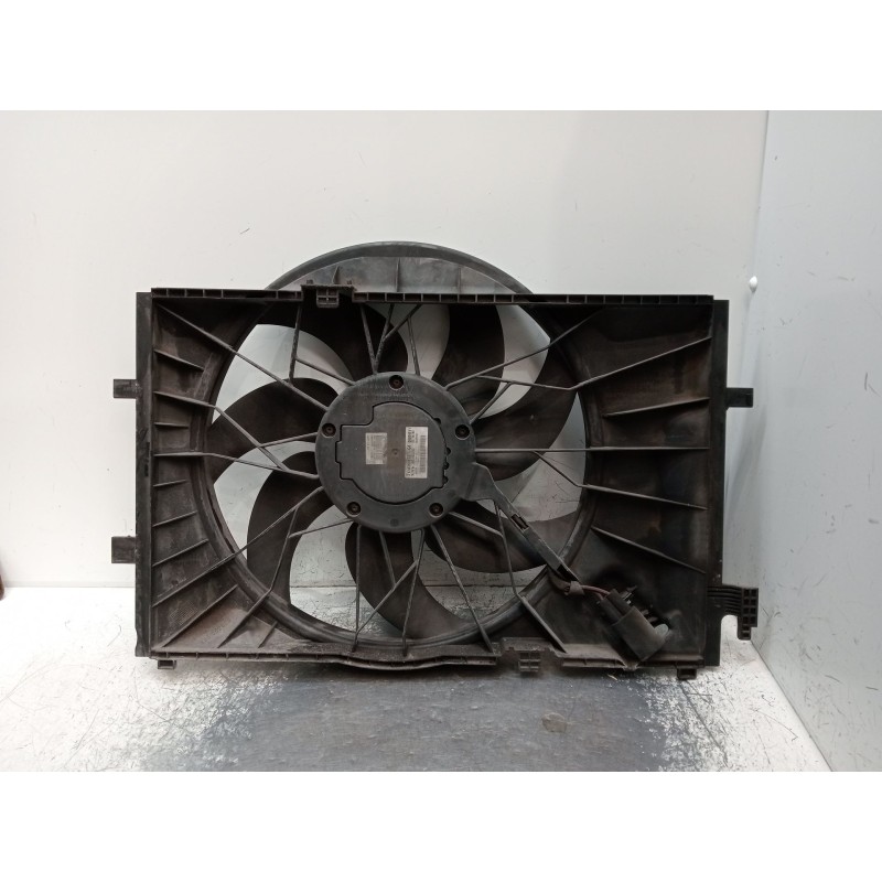 Recambio de electroventilador para mercedes-benz clase c (w203) familiar c 180 t compressor (203.246) referencia OEM IAM A203540