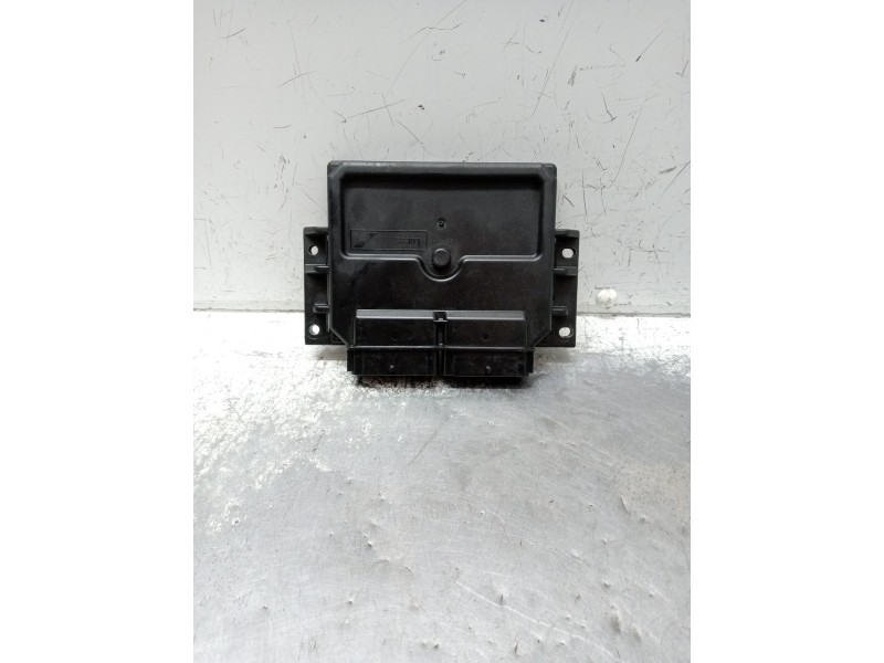 Recambio de centralita motor uce para renault kangoo (kc0/1_) d 65 1.9 (kc0e, kc02, kc0j, kc0n) referencia OEM IAM 8200150542 77