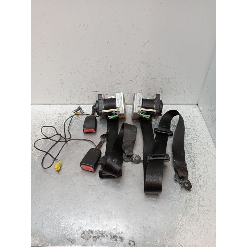 Recambio de juego cinturones delantero para mercedes-benz clase c (w203) familiar c 180 t compressor (203.246) referencia OEM IA