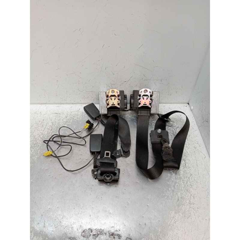 Recambio de juego cinturones delantero para mercedes-benz clase c (w203) familiar c 180 t compressor (203.246) referencia OEM IA