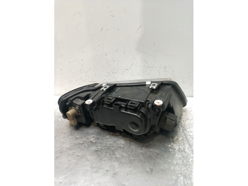 Recambio de faro derecho para audi a3 (8l1) 1.9 tdi referencia OEM IAM 084411160L  
