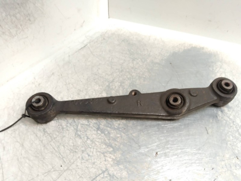 Recambio de brazo suspension inferior trasero derecho para mg rover serie 400 (rt) 420 si (4-ptas.) referencia OEM IAM    Recambio de brazo suspension inferior trasero derecho para mg rover serie 400 (rt) 420 si (4-ptas.) referencia OEM IAM