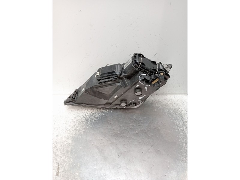 Recambio de faro derecho para seat leon (5f1) referencia OEM IAM 5F1941006A 90010799 OJO VER FOTOS