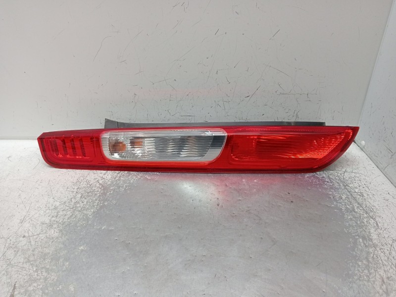 Recambio de piloto trasero izquierdo para ford focus ii (da_, hcp, dp) 1.8 tdci referencia OEM IAM 4M5113405A  05