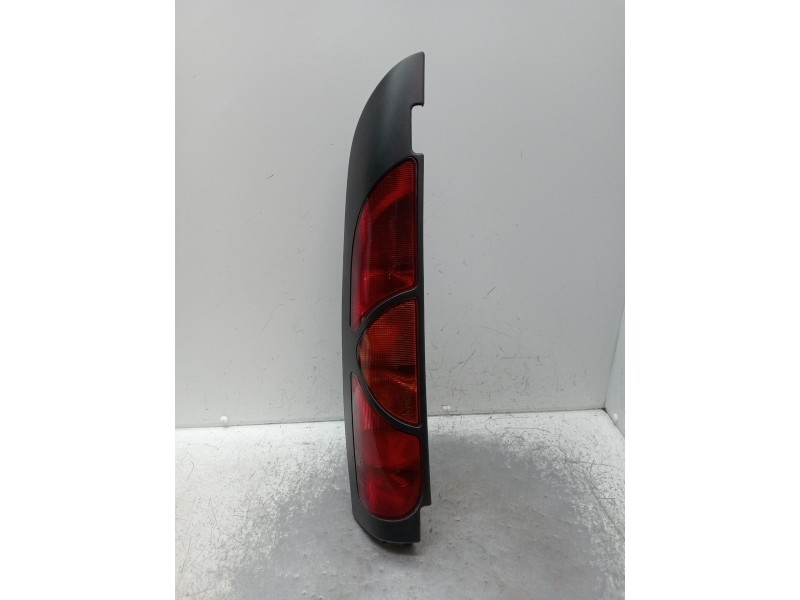 Recambio de piloto trasero izquierdo para renault kangoo (kc0/1_) d 65 1.9 (kc0e, kc02, kc0j, kc0n) referencia OEM IAM   