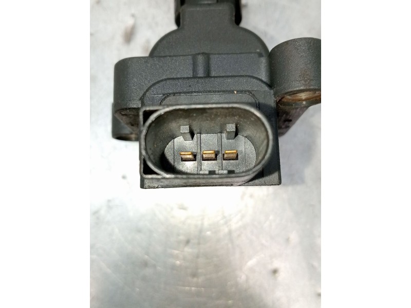 Recambio de bobina encendido para mercedes-benz clase c (w203) familiar c 180 t compressor (203.246) referencia OEM IAM A0001501