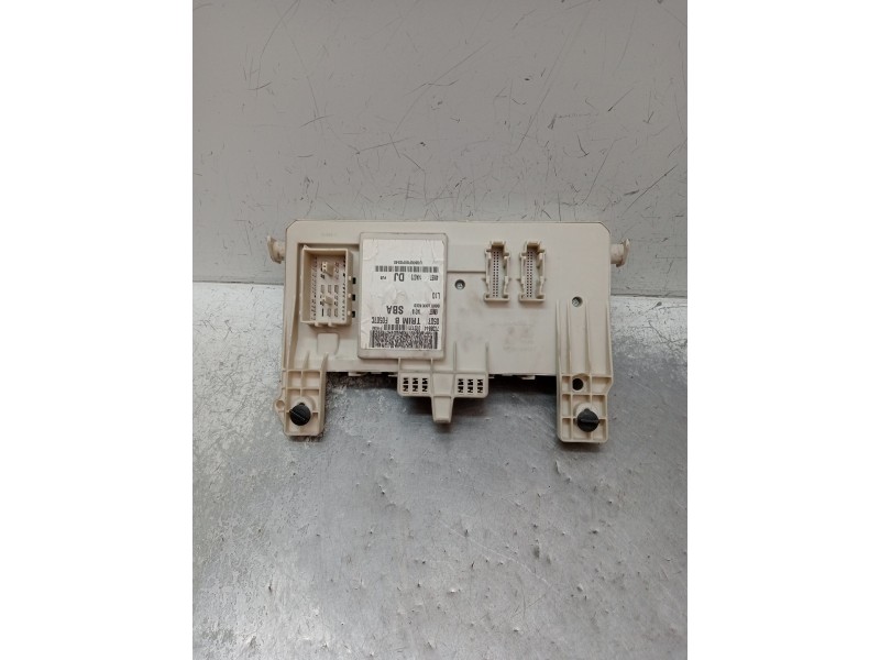 Recambio de caja reles / fusibles para ford focus ii (da_, hcp, dp) 1.8 tdci referencia OEM IAM 4M5T14A073DJ 6M5T14014SBA 05 4M5