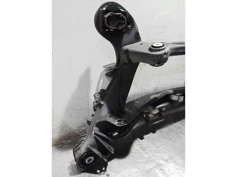 Recambio de puente trasero para mercedes-benz clase c (w205) c 400 4-matic (205.066) referencia OEM IAM 2053508309  CUNA