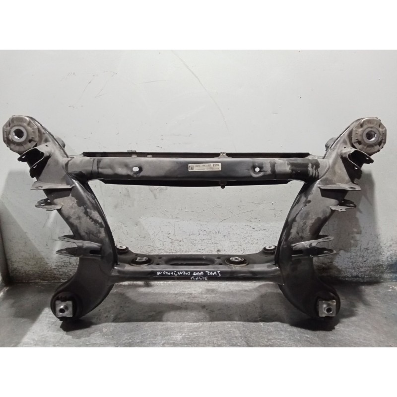 Recambio de puente trasero para mercedes-benz clase c (w205) c 400 4-matic (205.066) referencia OEM IAM 2053508309  CUNA